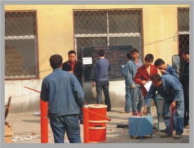 152135295.jpg 現(xiàn)場(chǎng)調(diào)試.jpg